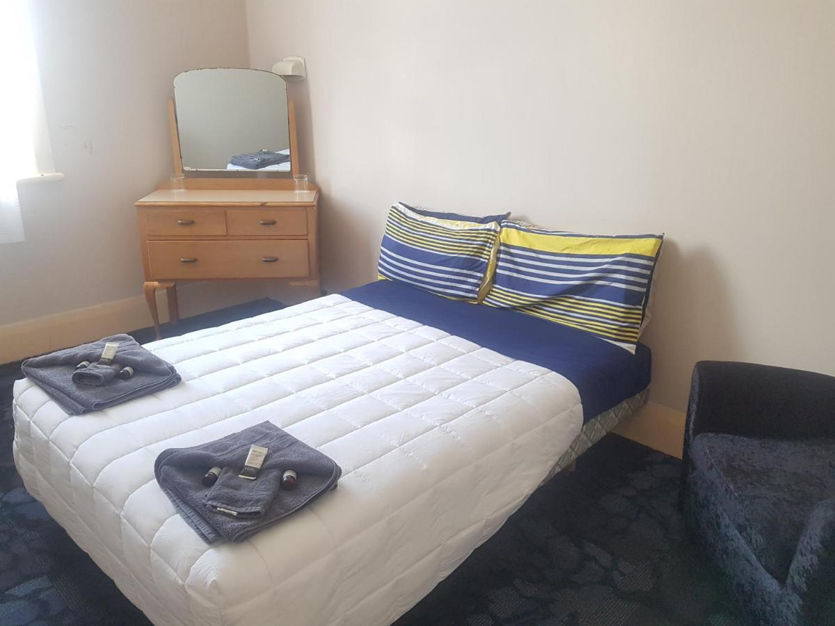 Northern Wairoa Hotel Dargaville Extérieur photo