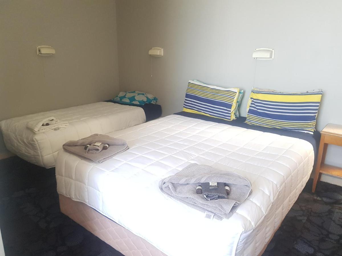 Northern Wairoa Hotel Dargaville Extérieur photo
